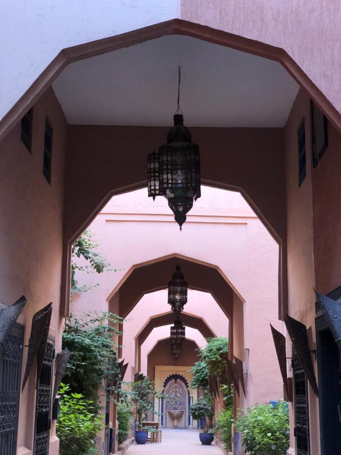 Riad Ramona Lqariya Seyaheya Marrakesh Esterno foto