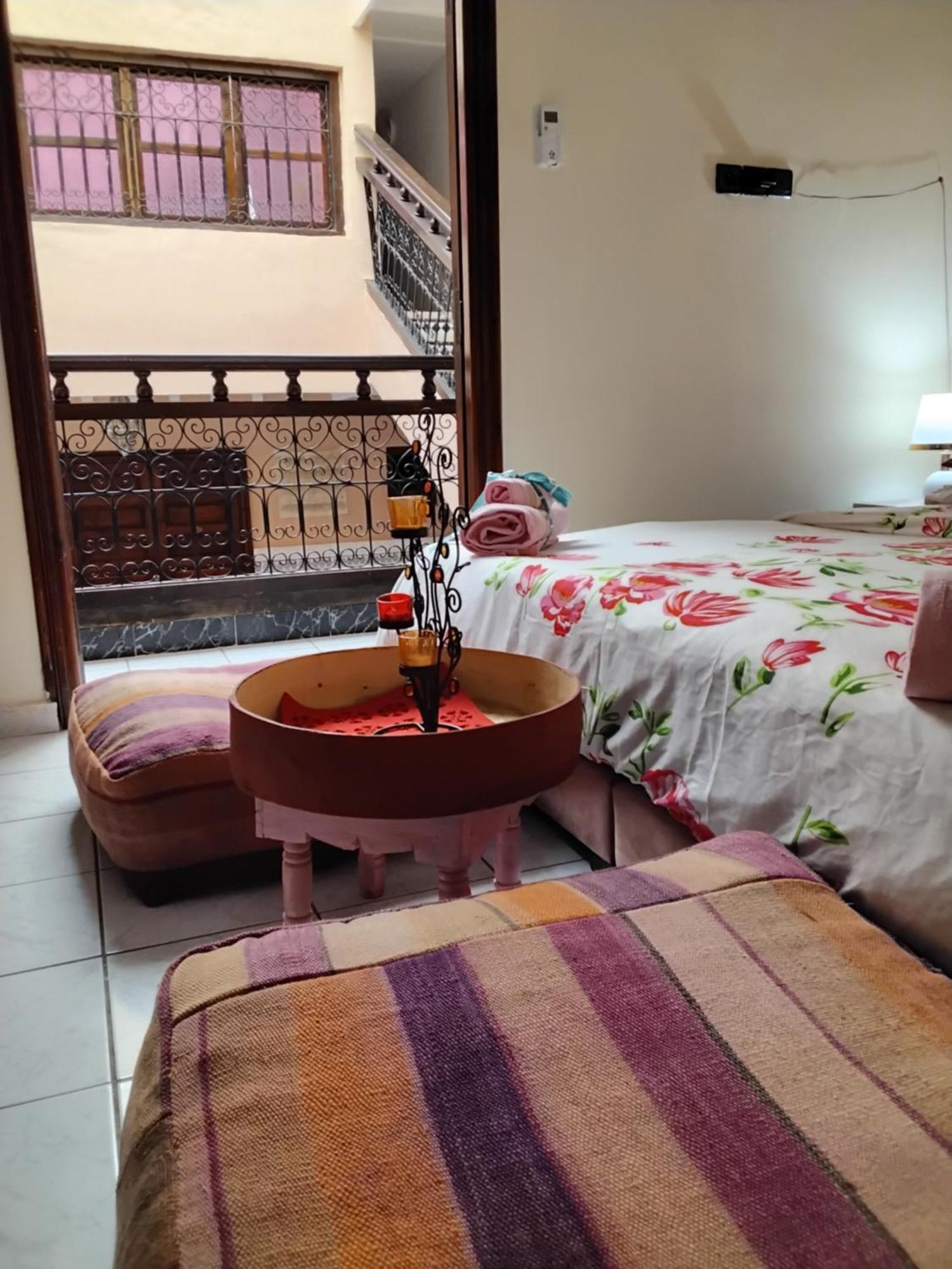 Riad Ramona Lqariya Seyaheya Marrakesh Esterno foto